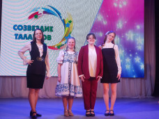 Художественная 4